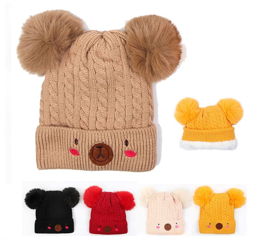 WH1152 BEAR POM BEANIE